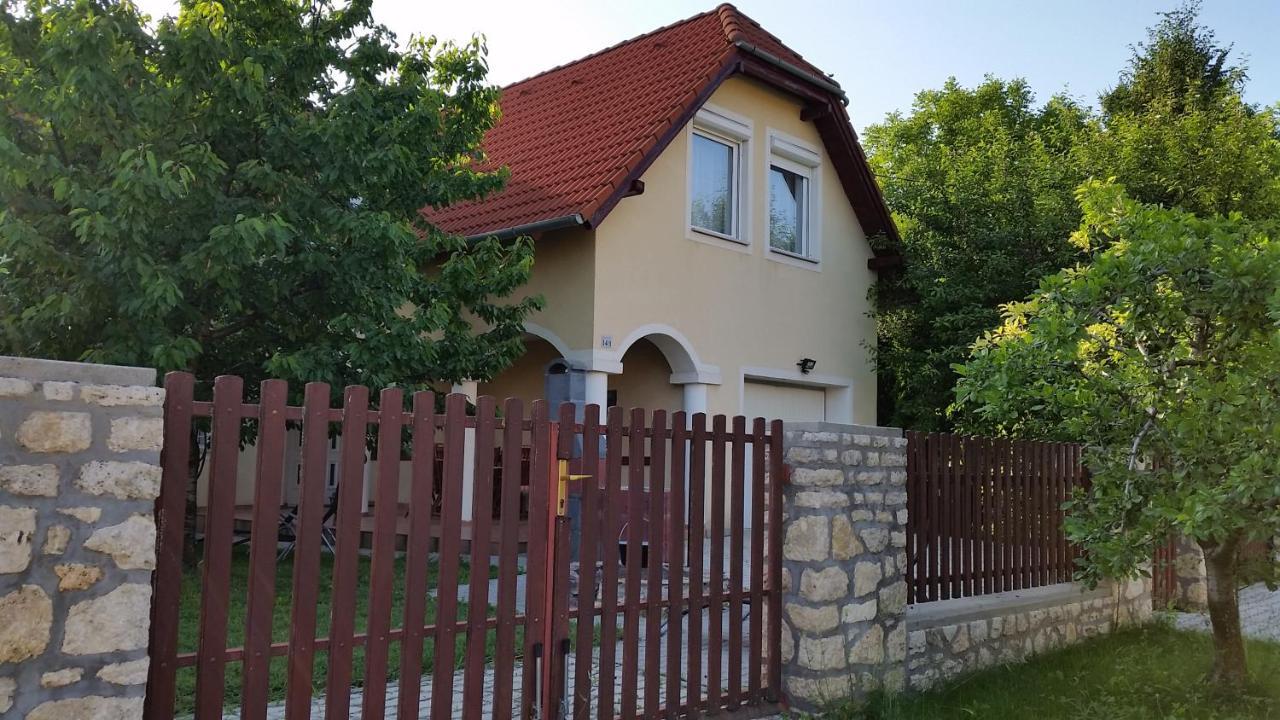 Grand Apartmanhaz Gyenesdiás Exteriér fotografie