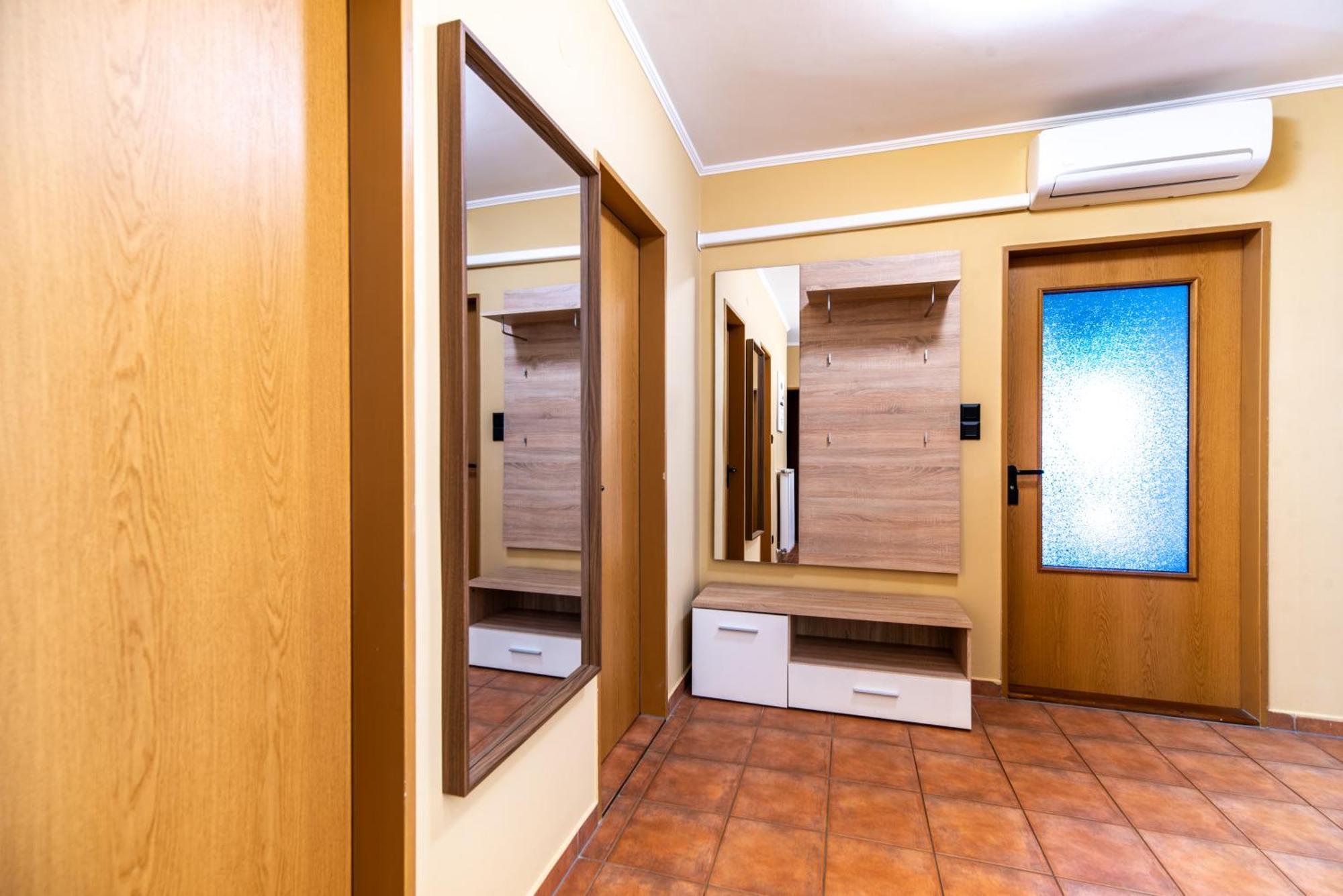 Grand Apartmanhaz Gyenesdiás Exteriér fotografie